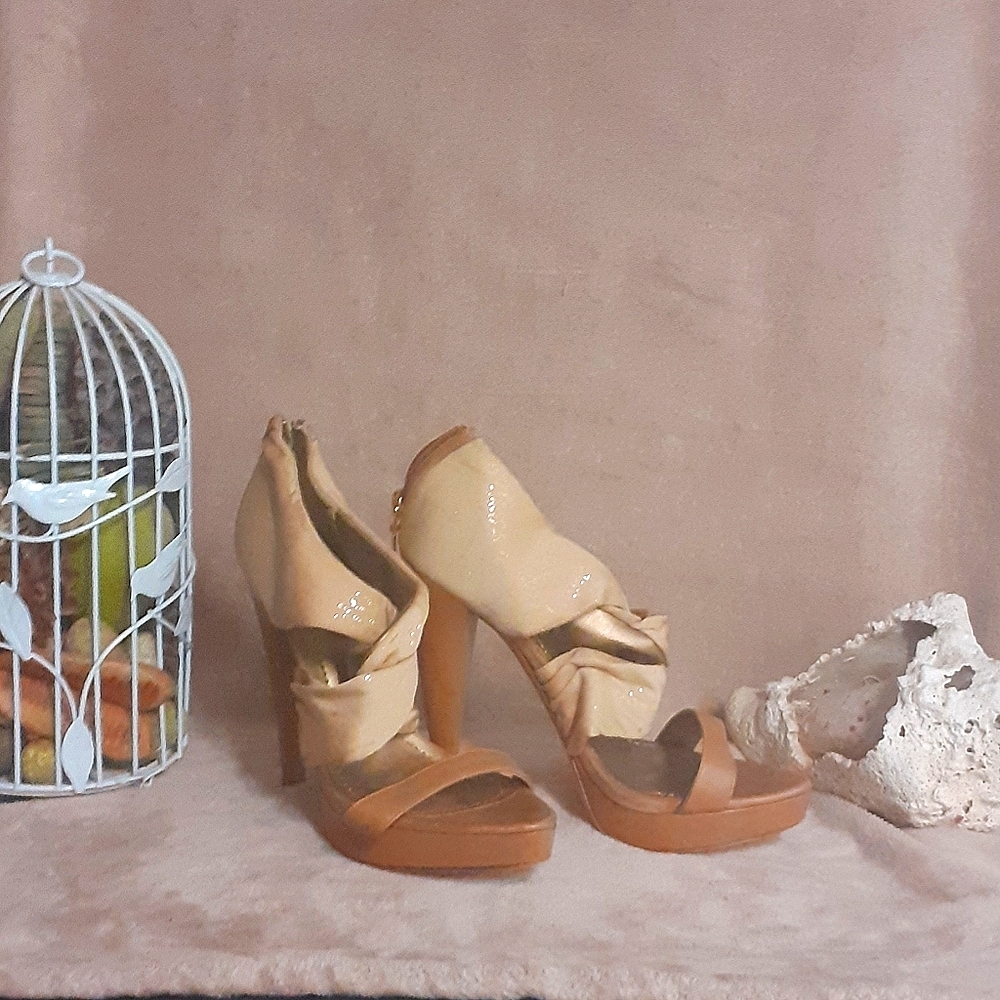 VERO CUOIO High Heel Pumps